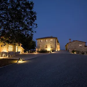 Il Castagno Wine & Farm stay